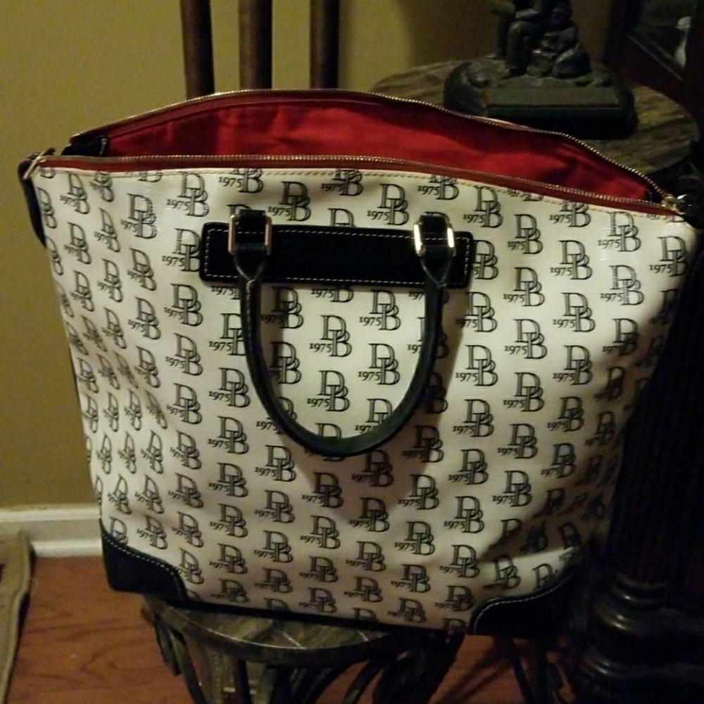 Handbag
